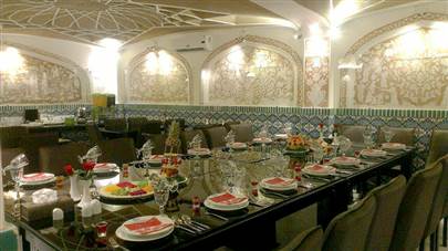 رستوران هتل سنتی فاضلی یزد رستوران هتل سنتی فاضلی یزد